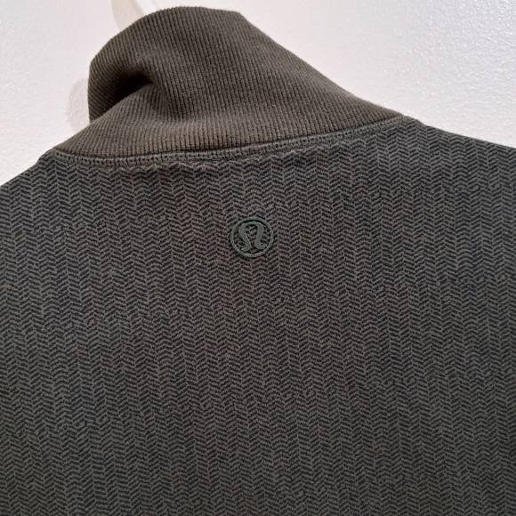 Lululemon jacket - Picture 6 of 8